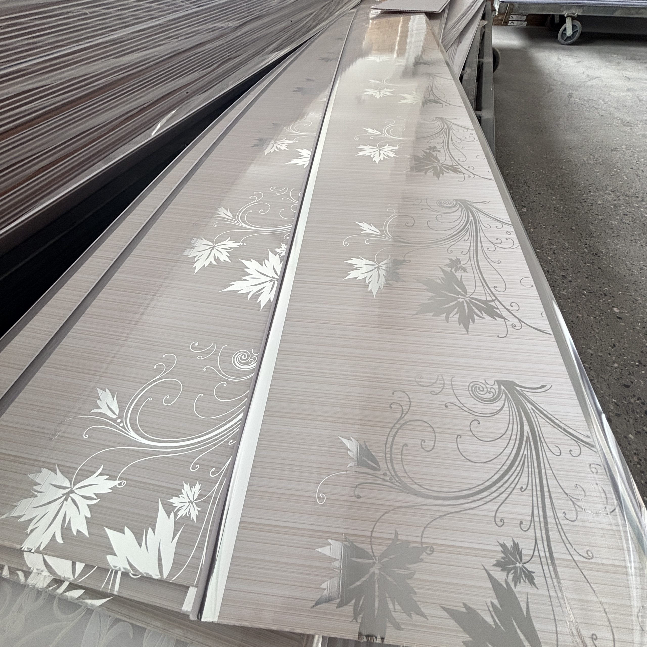Multiple Patterns Available, Glossy Waterproof Interior PVC Ceiling panel